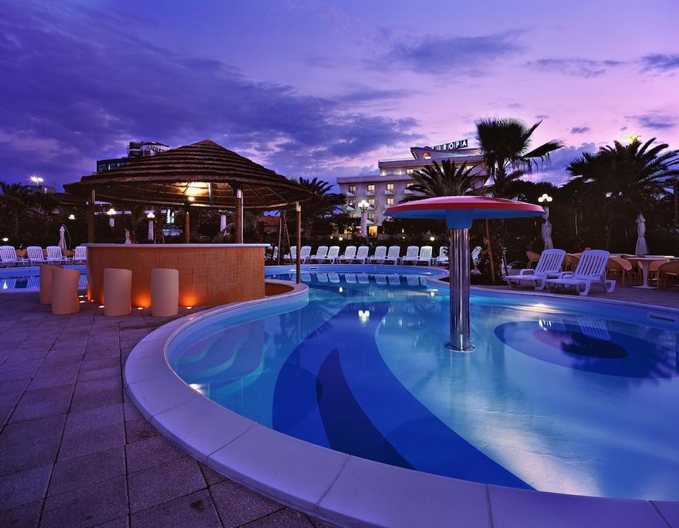 Hotel Europa Beach Village Giulianova Instalações foto