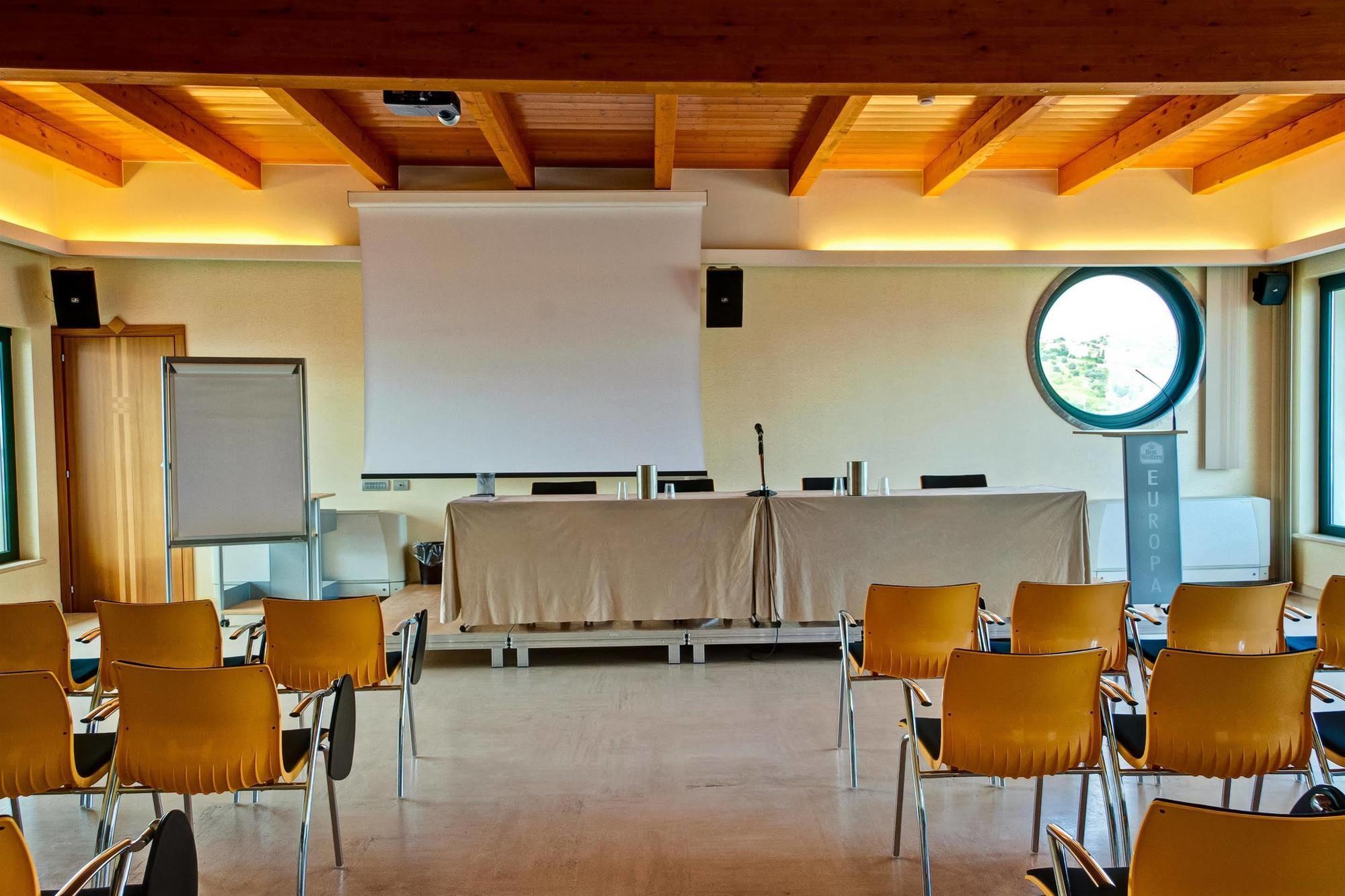Hotel Europa Beach Village Giulianova Exterior foto